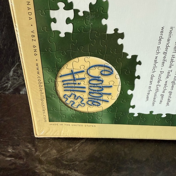 COBBLE HILL Tom Newsom “Santa Always Delivers” 1000 Pieces Puzzle - Picture 7 of 8